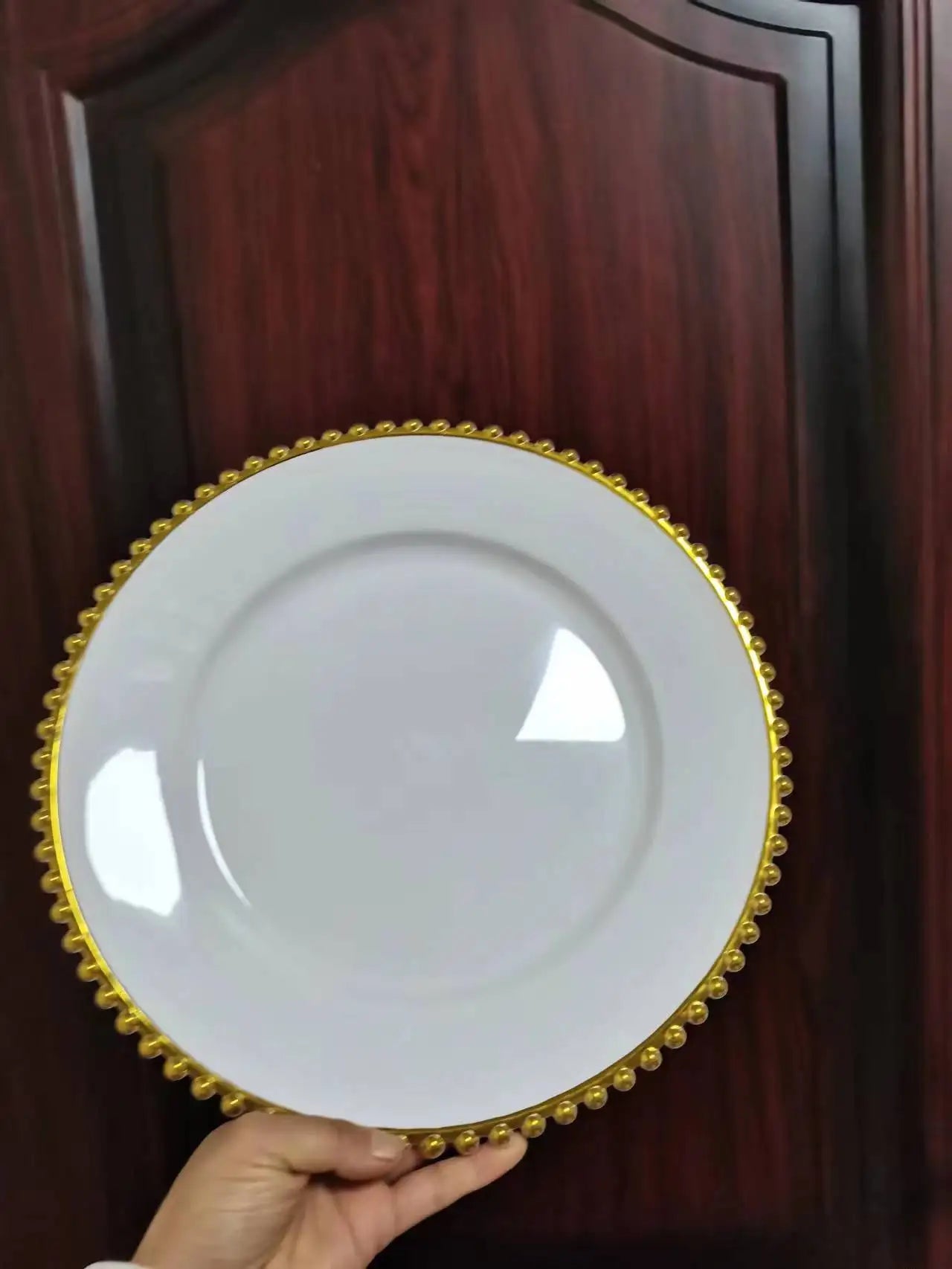 16pcs/30pcs/50pcs/100pcs/200pcs Clear Plastic Charger Plates with Gold Beads Rim Acrylic Decorative Service Plate