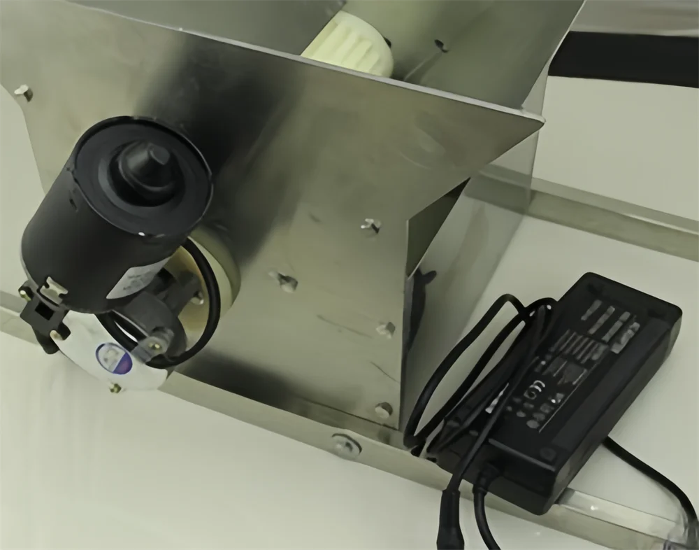 Stainless Steel Electric Grape Crusher Blueberry Mulberry Fruits Juice Press Crusher Red Wine Brewing Grape Crushing Machine