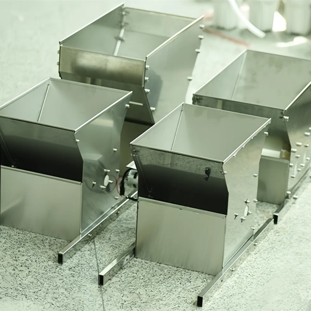 Stainless Steel Electric Grape Crusher Blueberry Mulberry Fruits Juice Press Crusher Red Wine Brewing Grape Crushing Machine