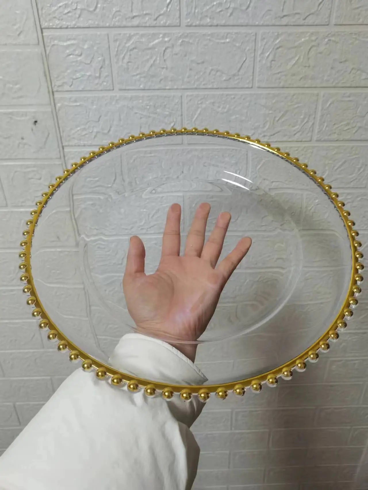 16pcs/30pcs/50pcs/100pcs/200pcs Clear Plastic Charger Plates with Gold Beads Rim Acrylic Decorative Service Plate